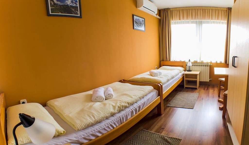 Restaurant Rooms Pino Slunj Rum bild